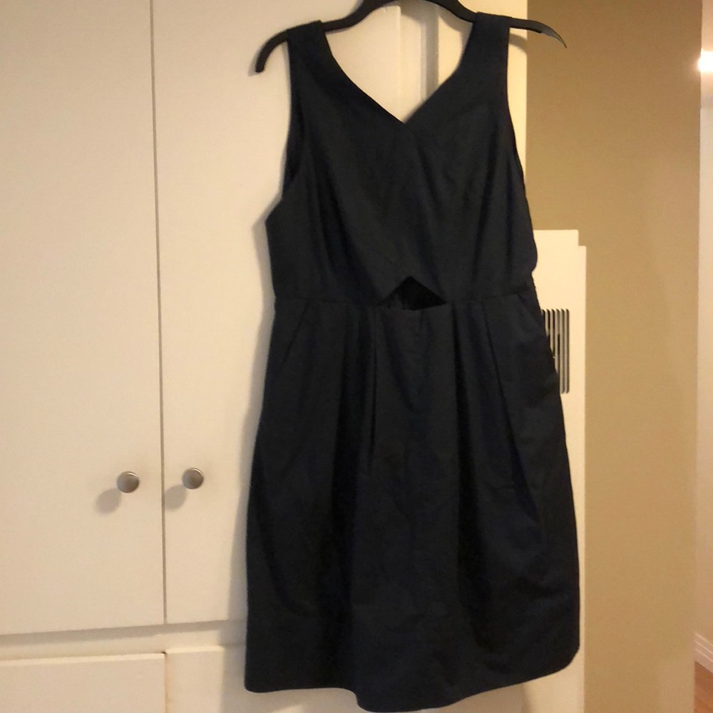 Madewell dress with cute cut out